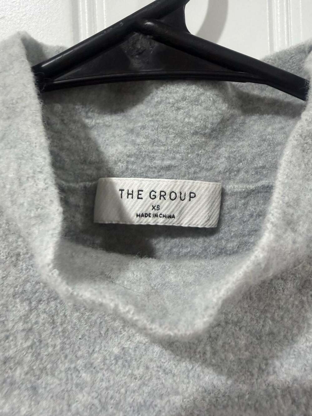 Aritzia The Group 100% Wool Mock Neck Sweater Gray Cropped Minimalist XS - Picture 4 of 8